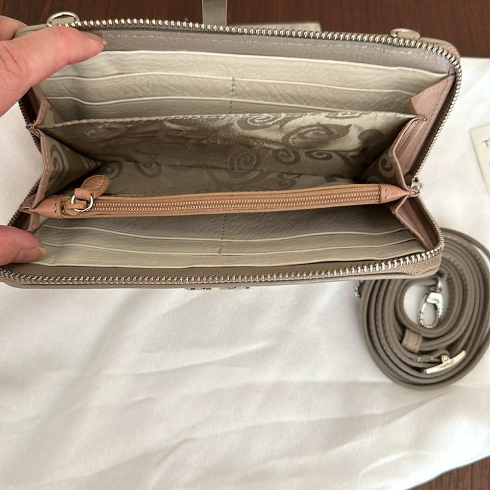 Brighton Cabana Wallet - Picture 4 of 4